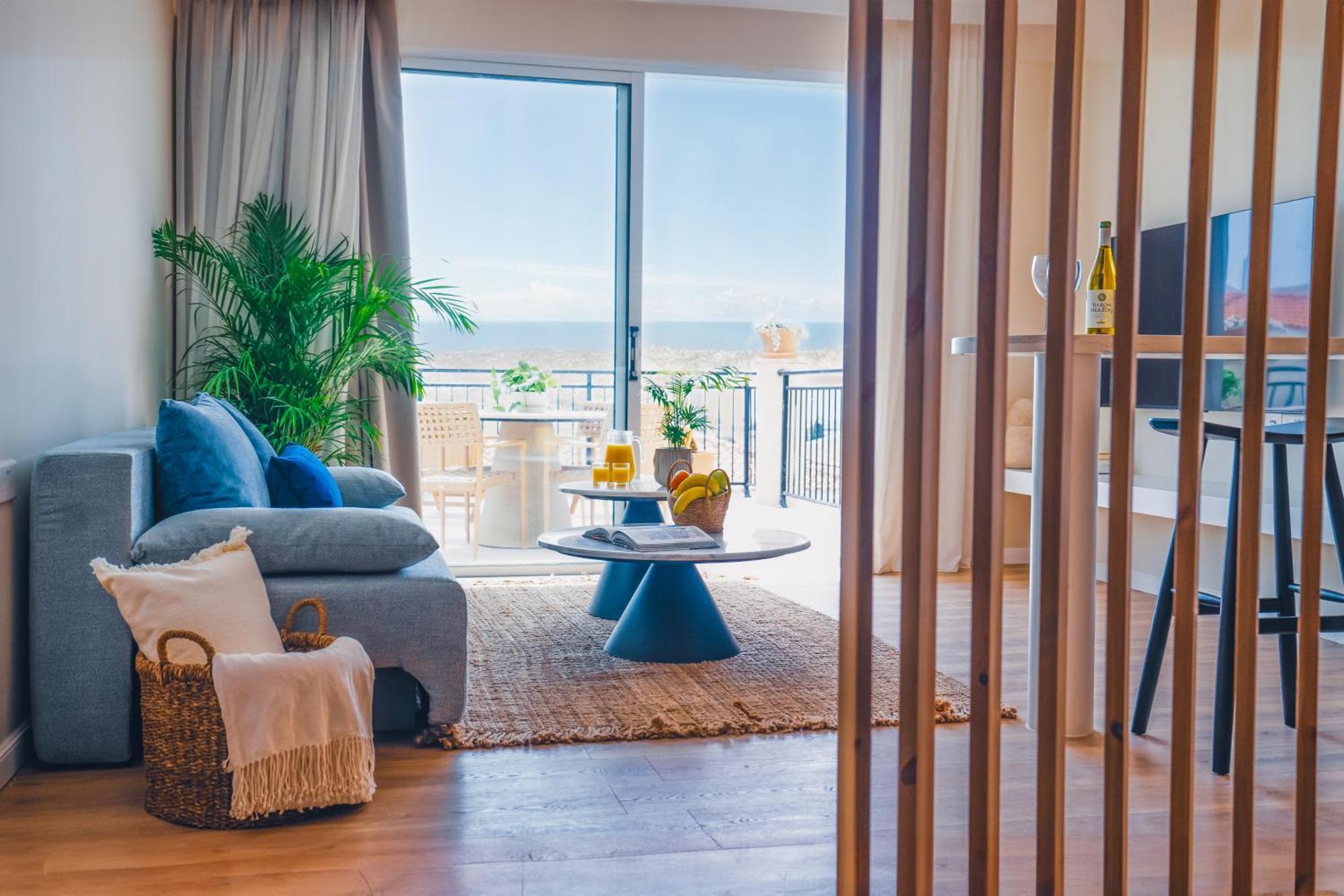 Wellclub - Wellness Family Experience - Seaview Hotel Pafos Exterior foto